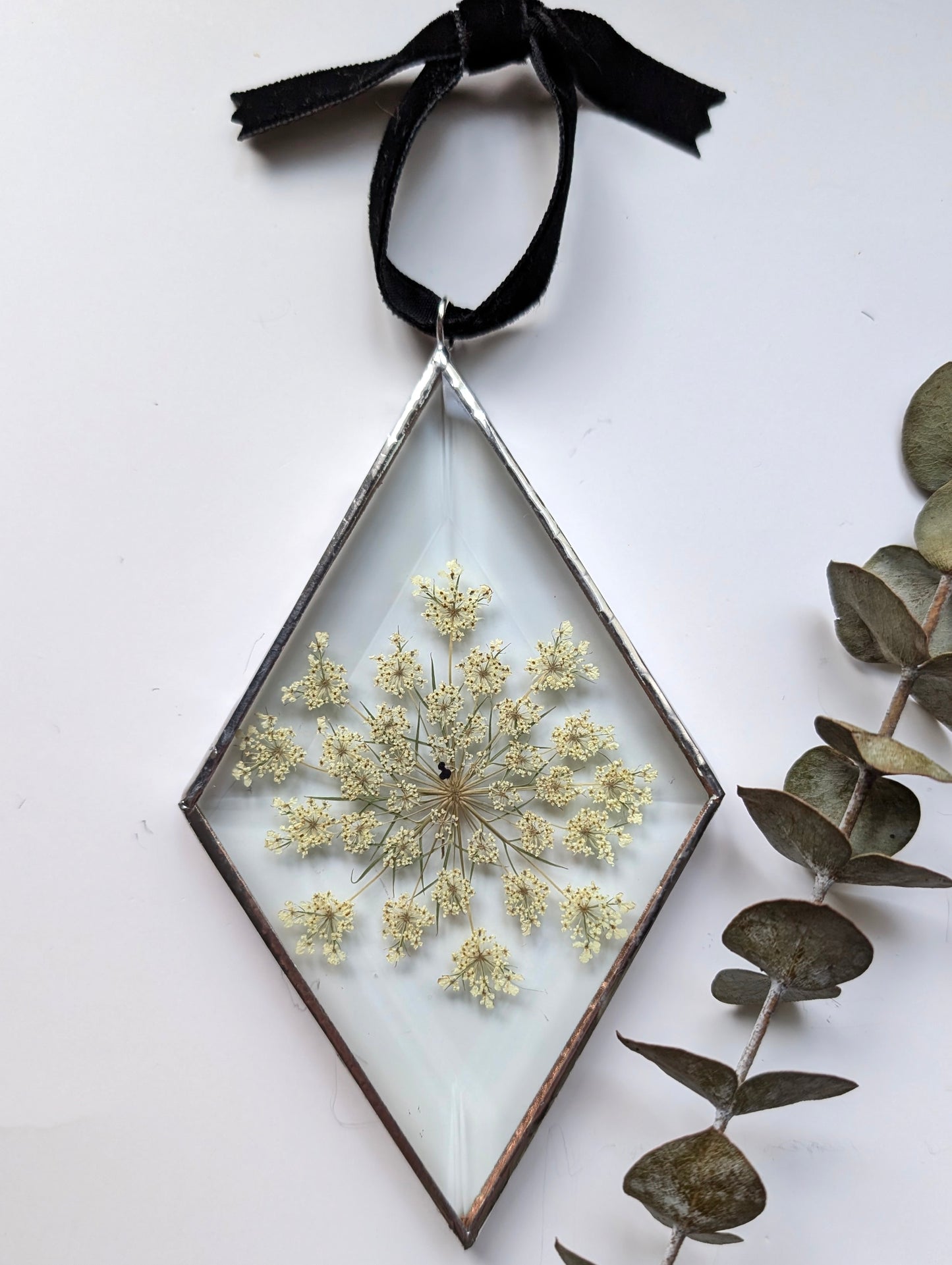 Queen Anne's Lace Glass Suncatcher