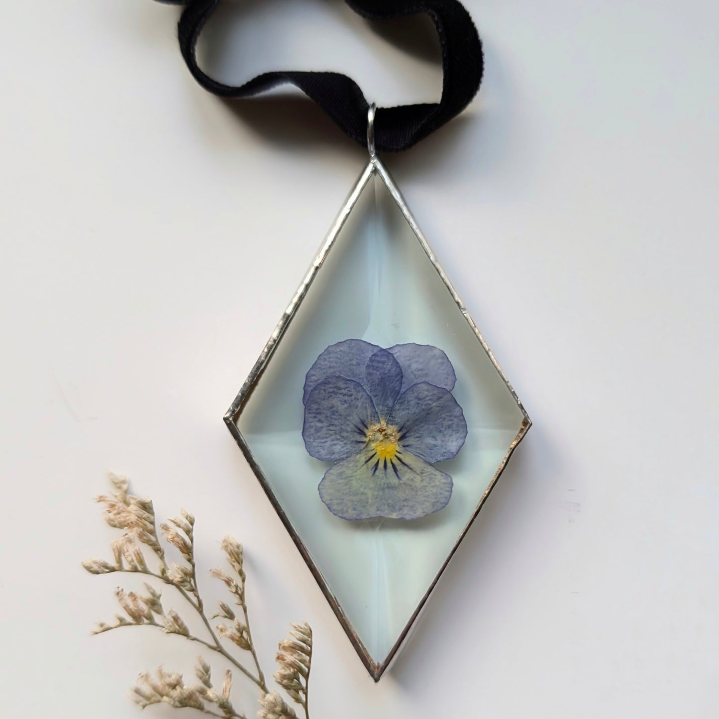 Dainty Pansy Suncatcher